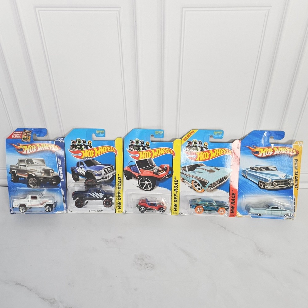 Hot Wheels Licensed Vehicle Lot of 5 Cadillac Jeep Chevelle Tundra Manx Carded